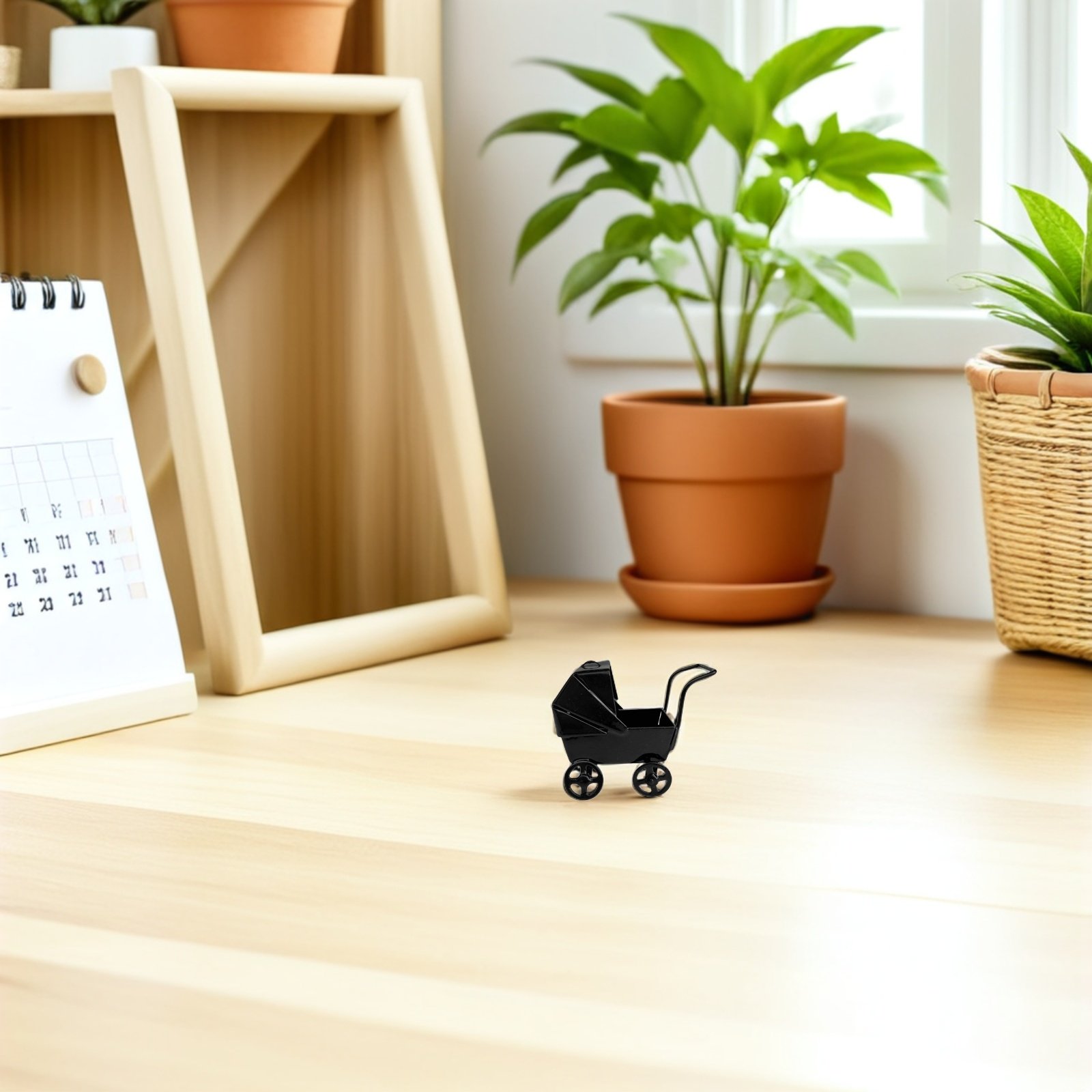 Miniature Iron Baby Pram Strol - Baby Nursery Vintage Decor 评论和价格