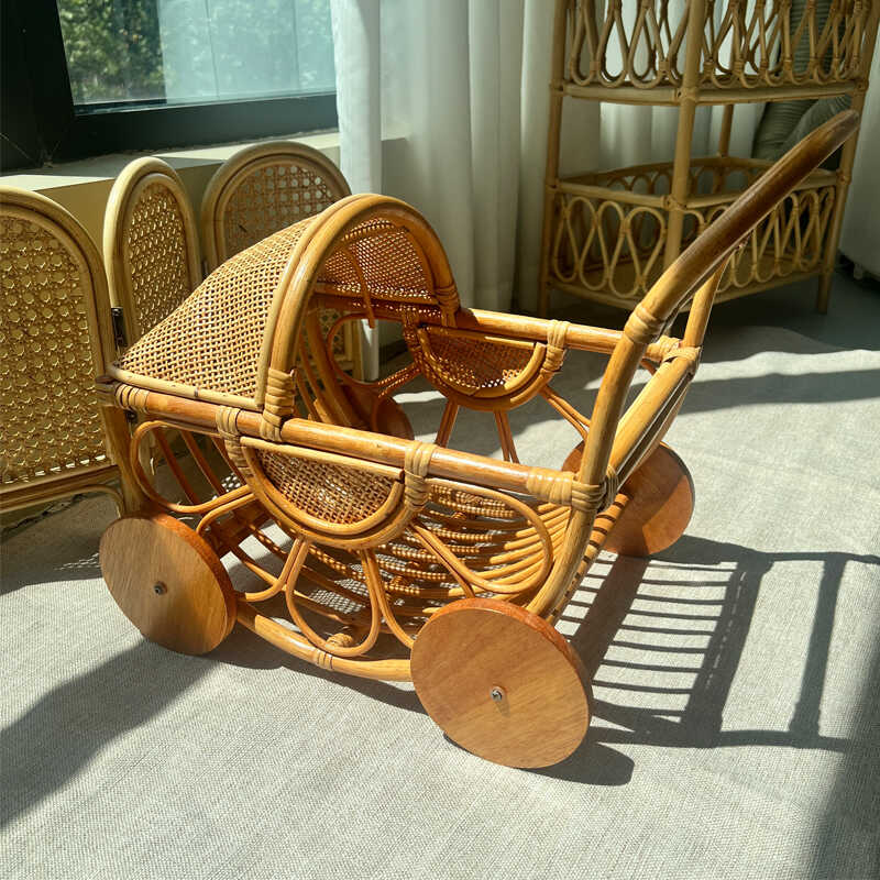 Woven Rattan Baby Stroller Vin - Baby Nursery Vintage Decor 评论和价格